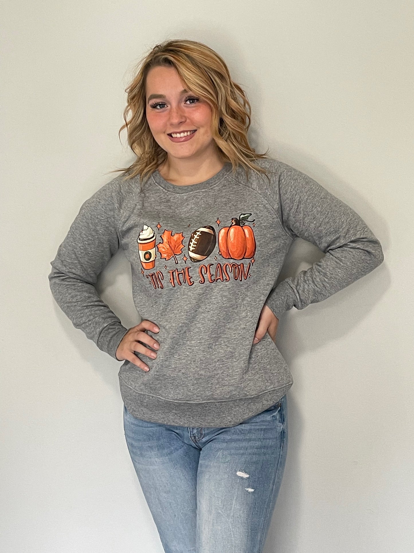 Tis the Season Fall Graphic Crewneck