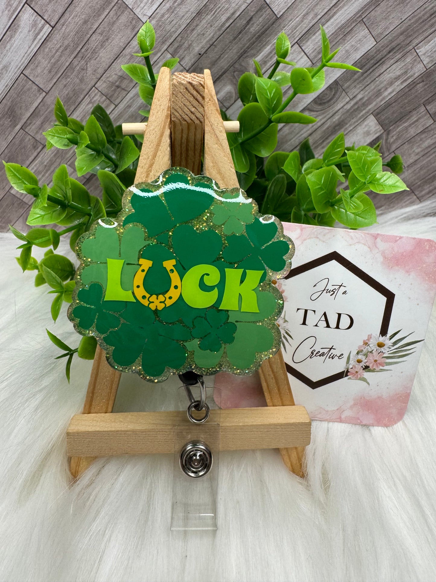 Horseshoe Luck Interchangeable Badge Topper
