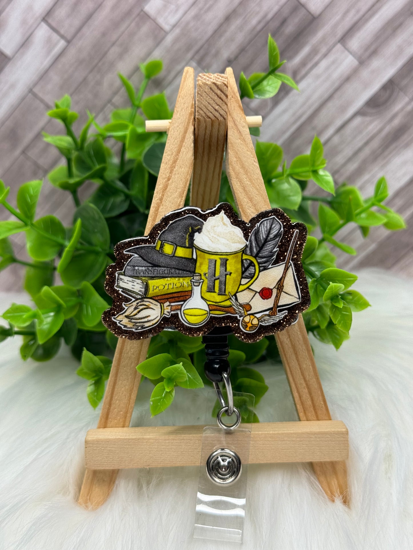 H Yellow Wizard House Interchangeable Badge Topper