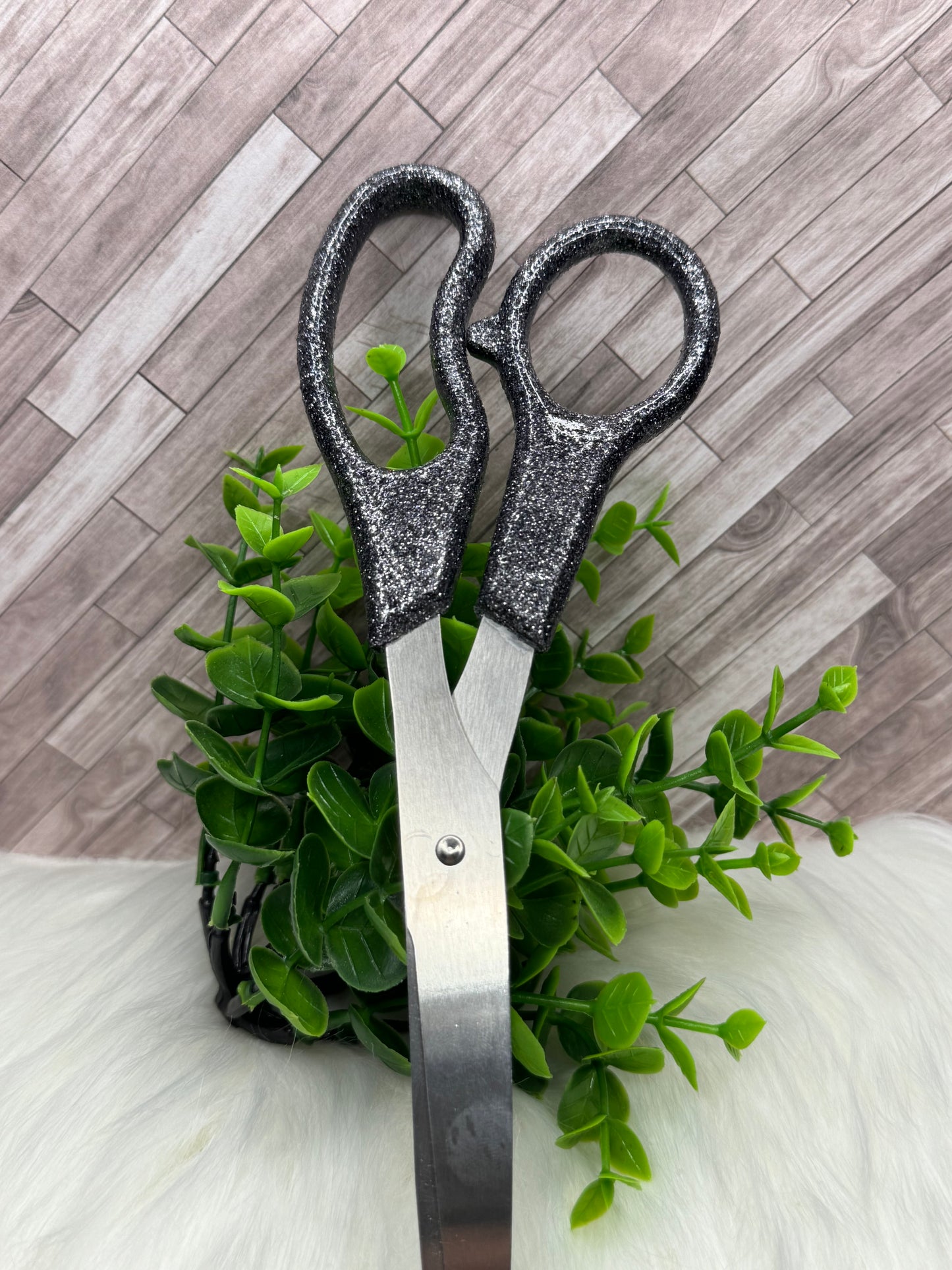 Solid Glittered Scissors