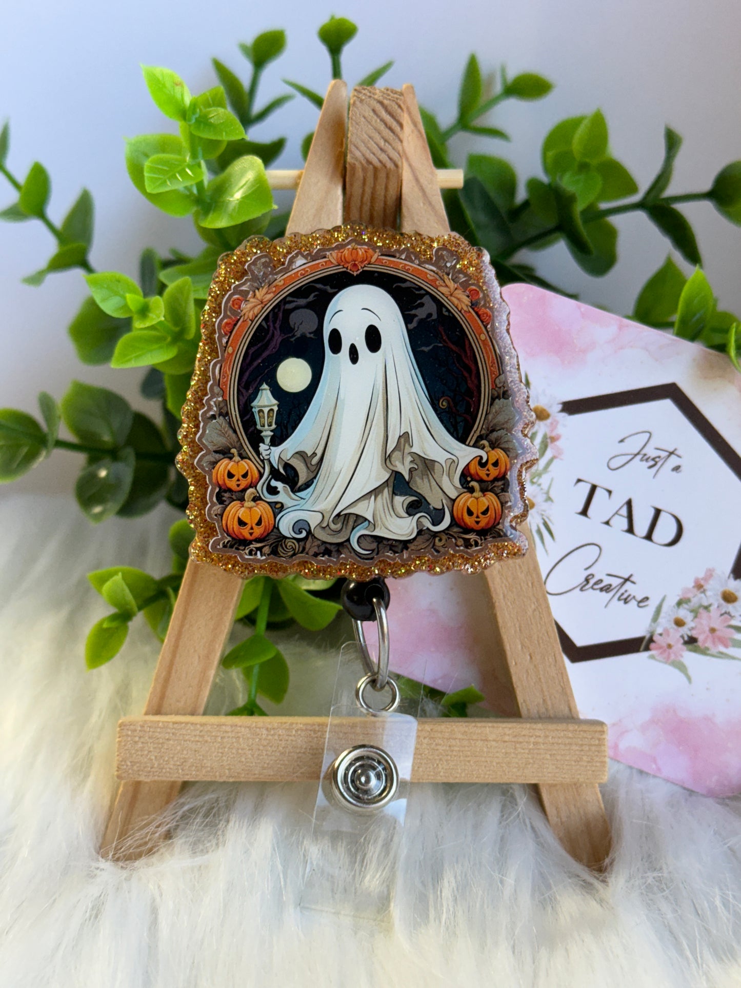 Haunting Ghost Interchangeable Topper