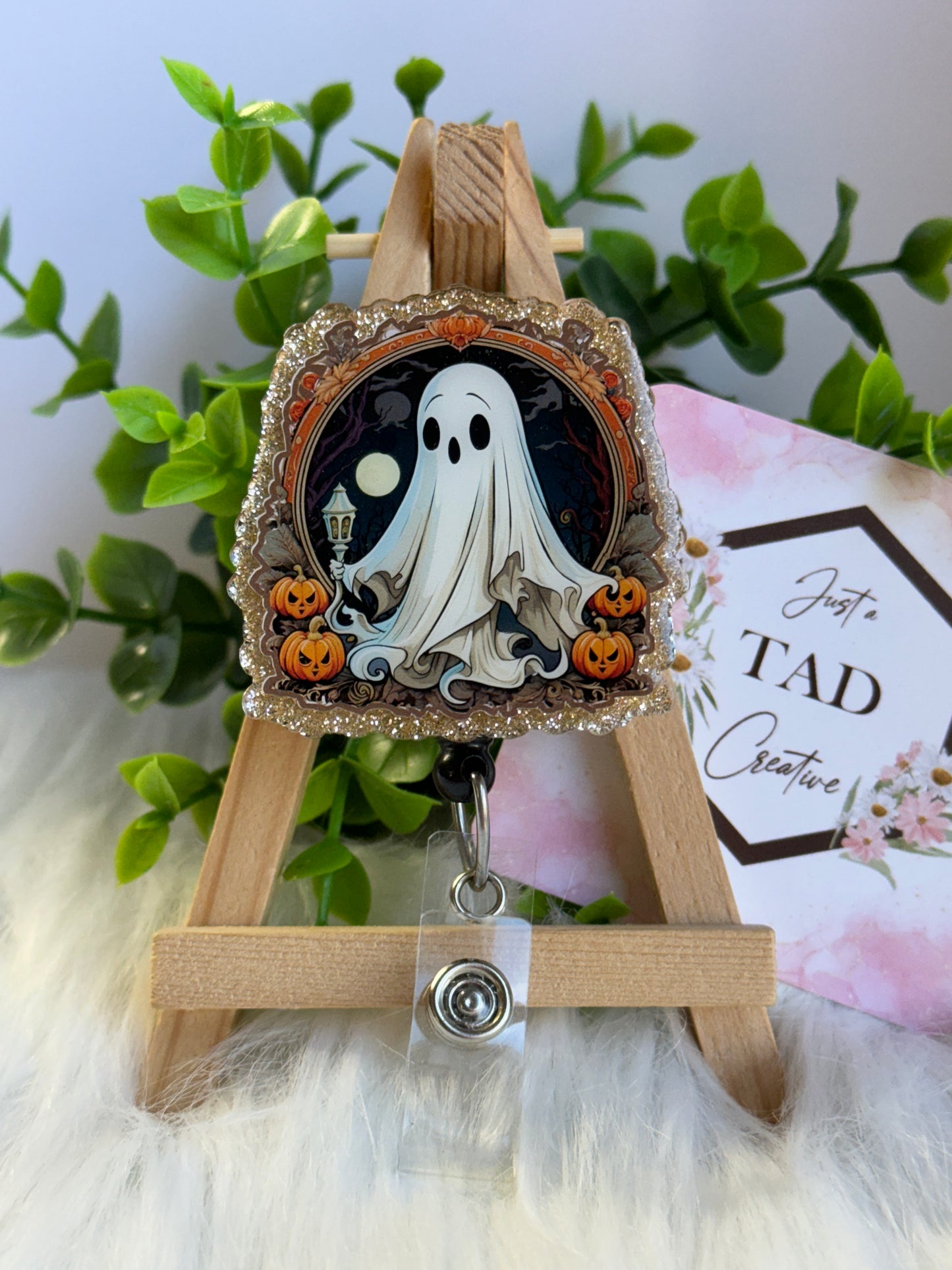 Haunting Ghost Interchangeable Topper