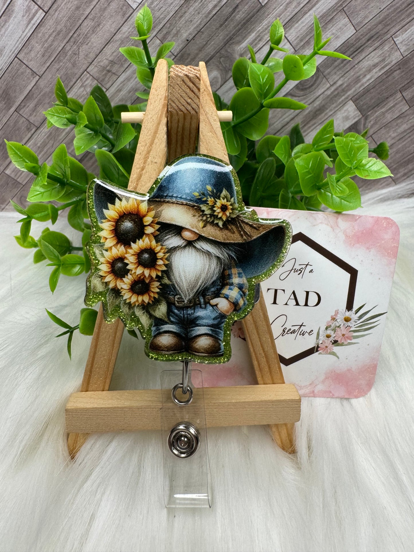 Sunflower Farmer Gnome Interchangeable Badge Reel Topper