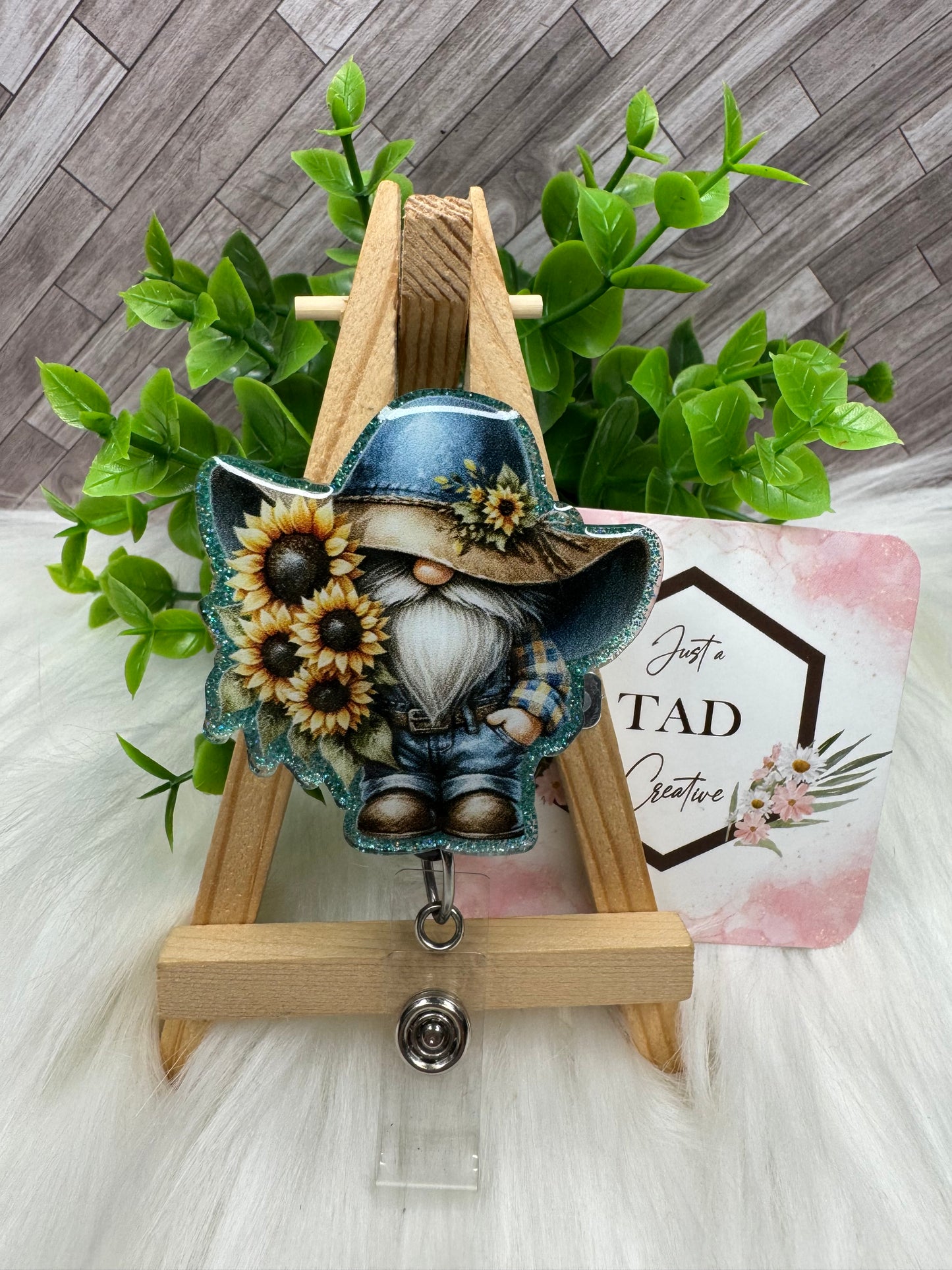 Sunflower Farmer Gnome Interchangeable Badge Reel Topper