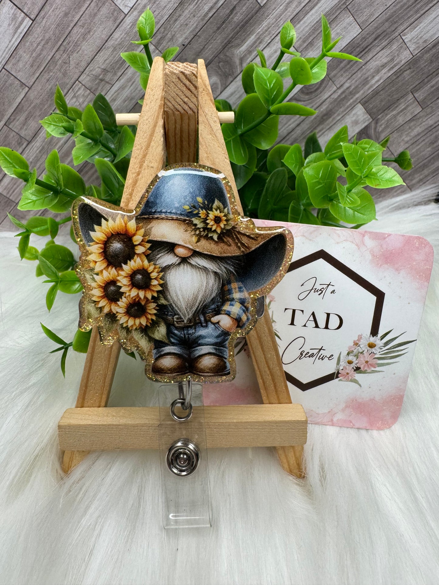 Sunflower Farmer Gnome Interchangeable Badge Reel Topper