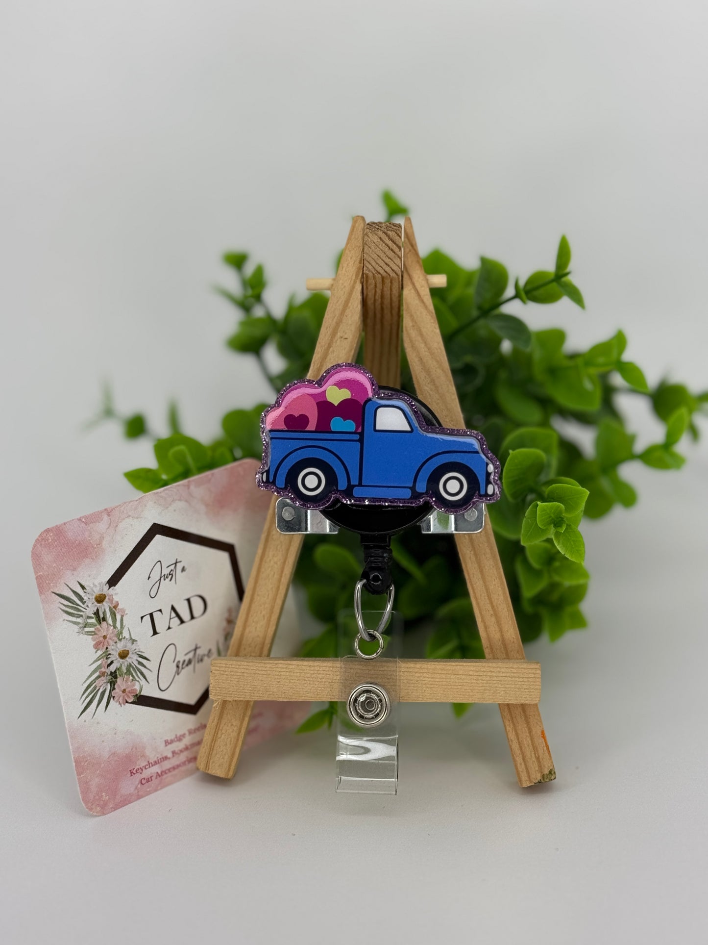 Vintage Truck with Hearts Interchangeable Badge Reel Topper
