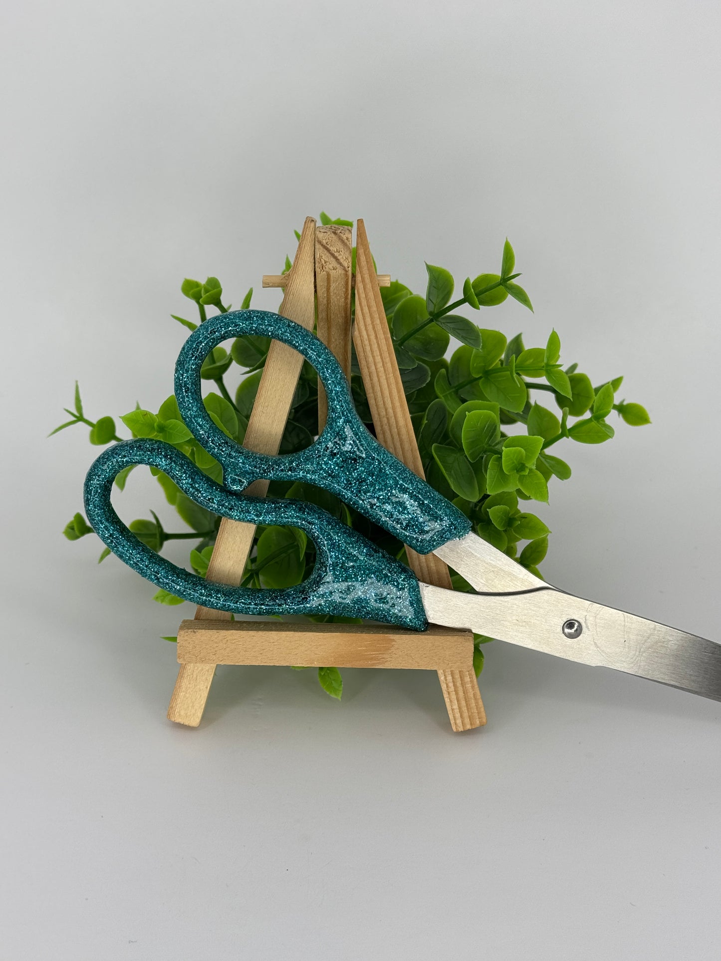 Solid Glittered Scissors