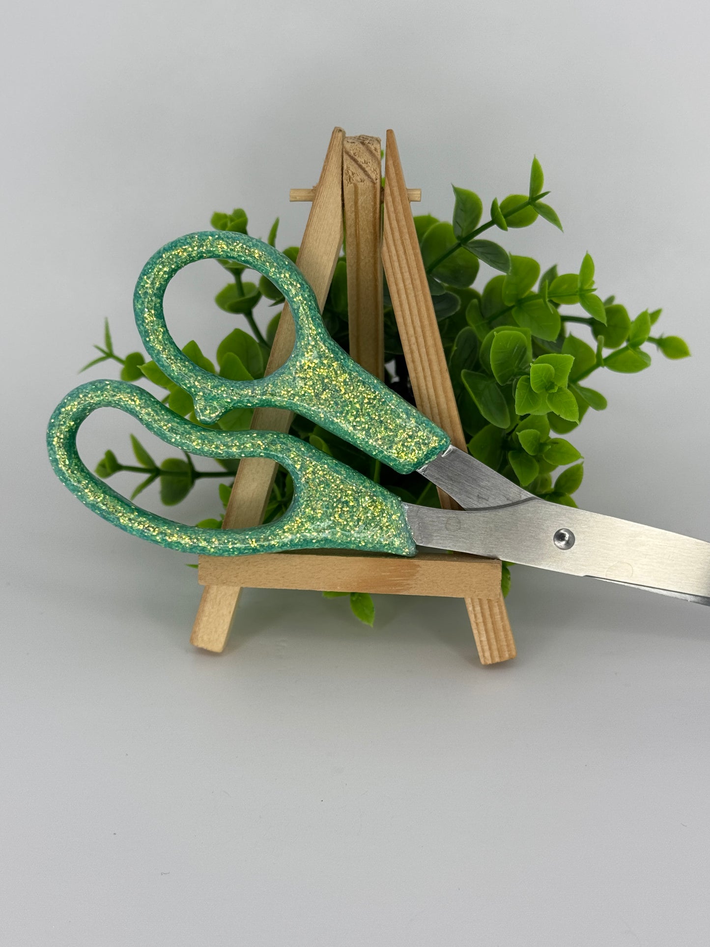 Solid Glittered Scissors