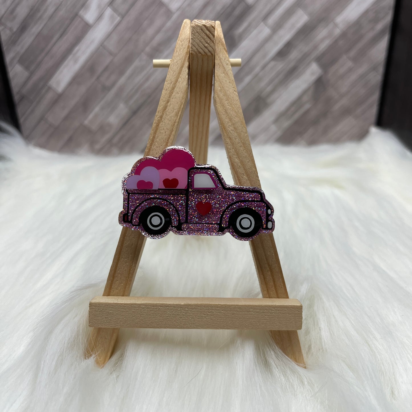 Vintage Truck with Hearts Interchangeable Badge Reel Topper