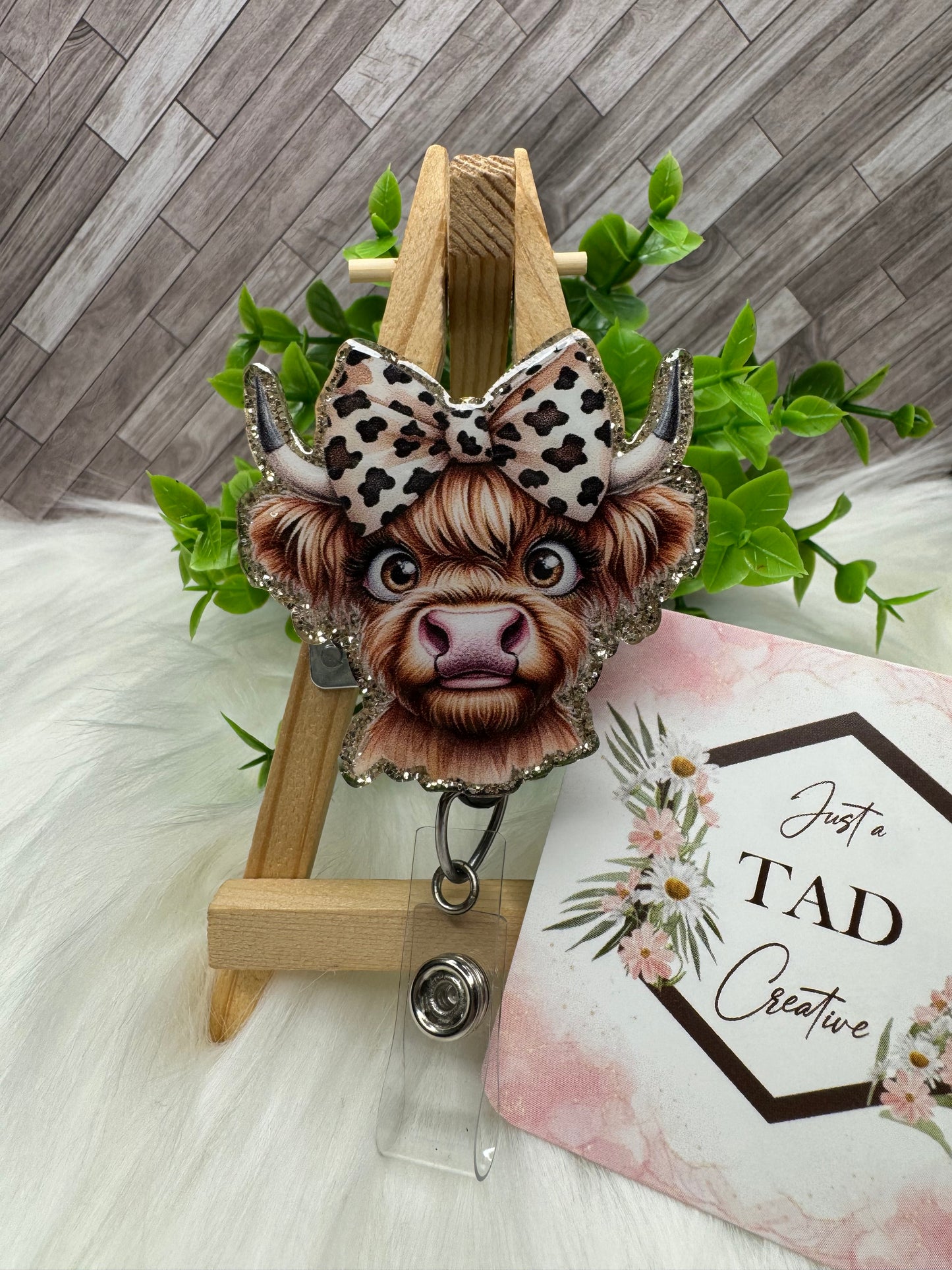 Highland Cow with Hair Bow Interchangeable Badge Reel Topper