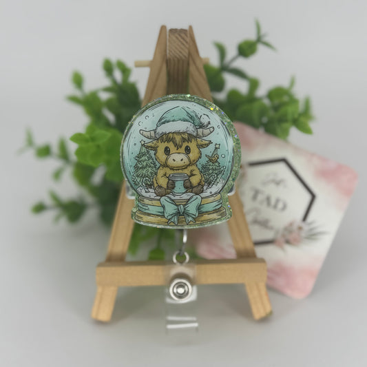 Cozy Highland Cow Snowglobe Interchangeable Badge Reel Topper