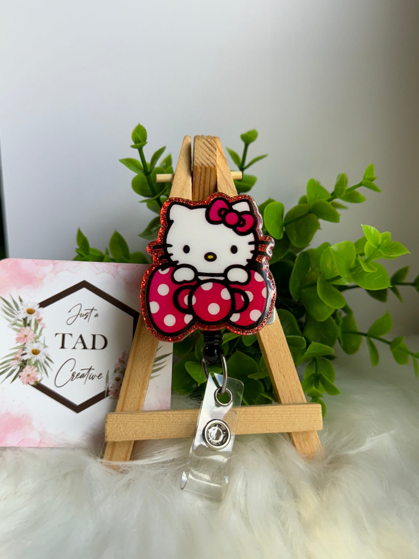 White Kitty with Bow Interchangeable Badge Topper